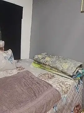 Snapshot of MassiveBoobsxxxx chatting on 01/17/26, 11:08 MassiveBoobsxxxx online show from 01/17/26, 11:08