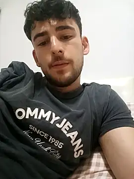 yasinesra757  online show from 02/08/26, 01:58