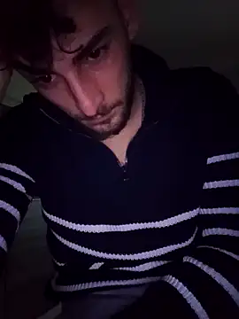 yasinesra757  online show from 03/18/26, 10:32