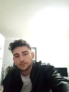 yasinesra757  online show from 12/20/25, 01:25