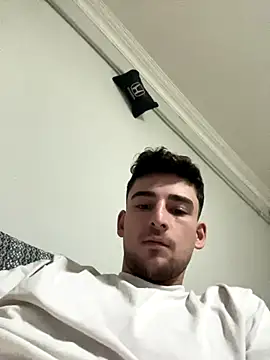 yasinesra757  online show from 01/05/26, 10:13