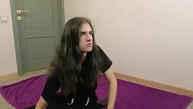 Harvey Hair online show from 11/08/25, 01:47