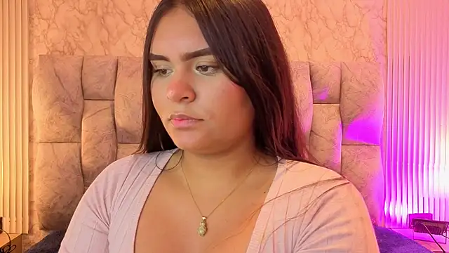 amarahanks1 online show from 11/18/25, 07:28