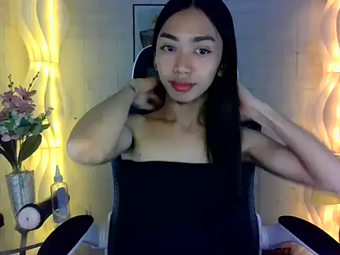 Snapshot of queensilver chatting on 01/15/26, 03:54 queensilver online show from 01/15/26, 03:54