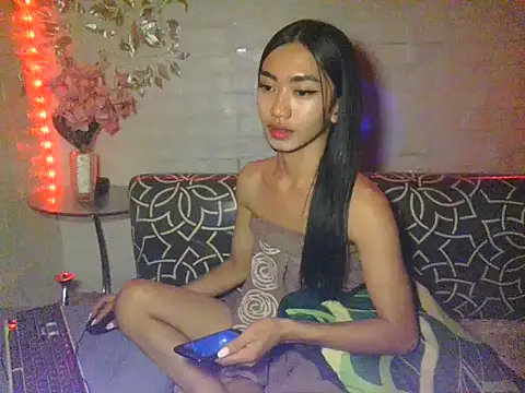 Snapshot of queensilver chatting on 12/03/25, 03:55 queensilver online show from 12/03/25, 03:55