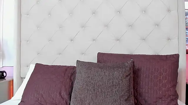 scarlett leblanc  online show from 04/07/26, 11:56