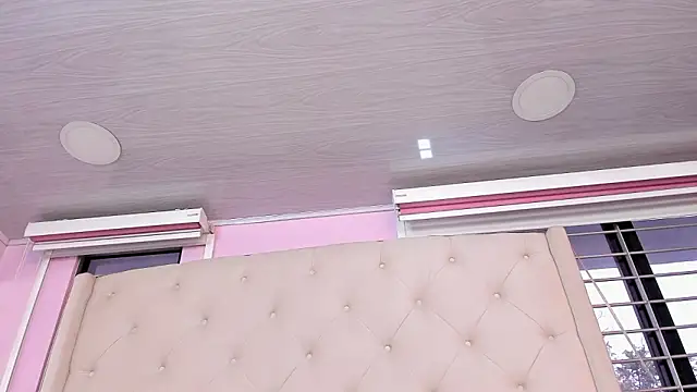 scarlett leblanc  online show from 02/13/26, 01:33