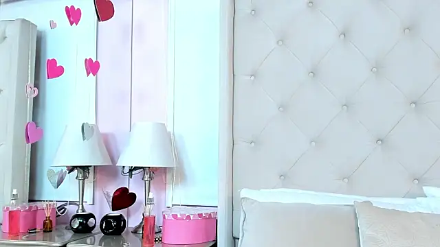 Snapshot of scarlett_leblanc_ chatting on 07/15/26, 11:50 scarlett leblanc online show from 07/15/26, 11:50