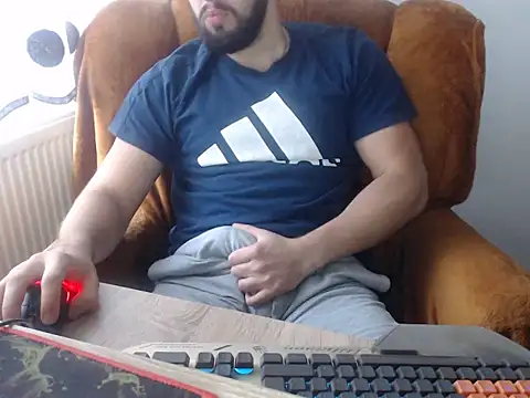 strongcoffee10 online show from 11/18/25, 08:17