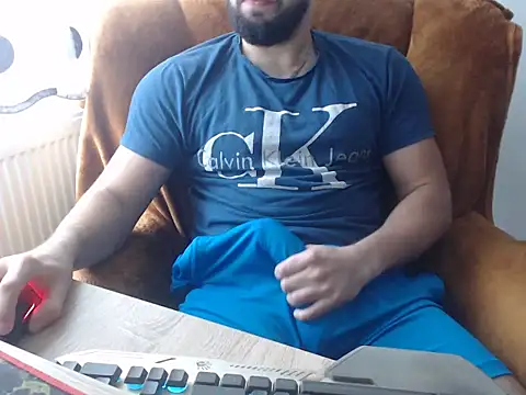 strongcoffee10 online show from 11/11/25, 09:37