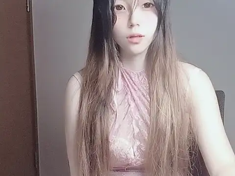 JuliaNoir online show from 11/01/25, 06:08