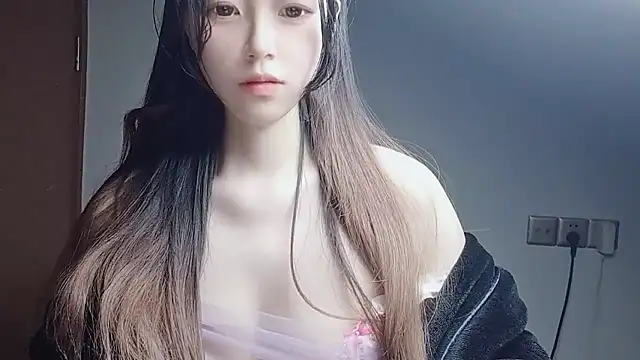 JuliaNoir online show from 01/07/26, 02:55