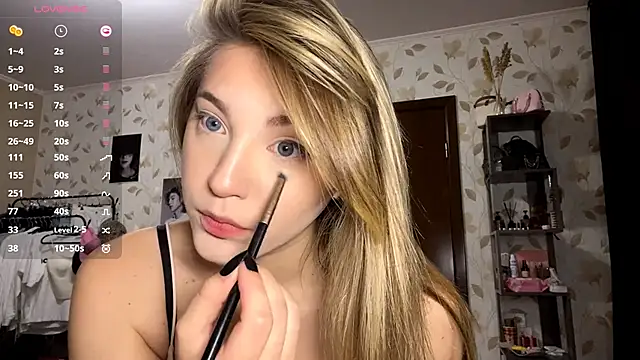 OrethaEredia online show from 11/20/25, 03:02