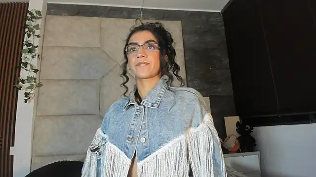 Liia Leens online show from 02/23/26, 02:24