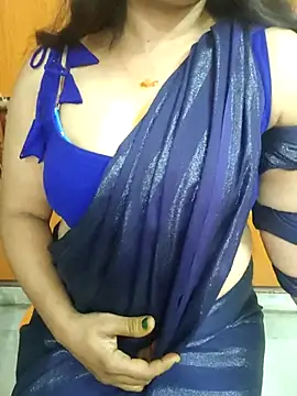 Snapshot of Jahnavi_9 chatting on 10/31/25, 01:35 Jahnavi 9 online show from 10/31/25, 01:35