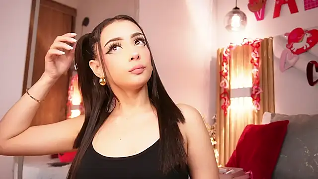 Snapshot of Kat_Saky chatting on 02/07/26, 12:18 Kat Saky online show from 02/07/26, 12:18