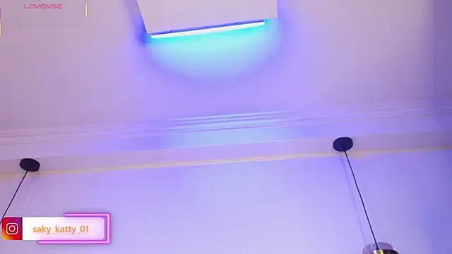 Kat Saky online show from 04/10/26, 11:01