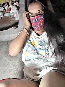 Snapshot of Hot_Simran_01 chatting on 11/04/25, 06:50 Hot Simran 01 online show from 11/04/25, 06:50