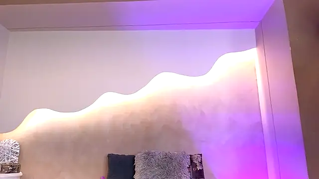 AlisonMartinezz online show from 11/13/25, 01:04