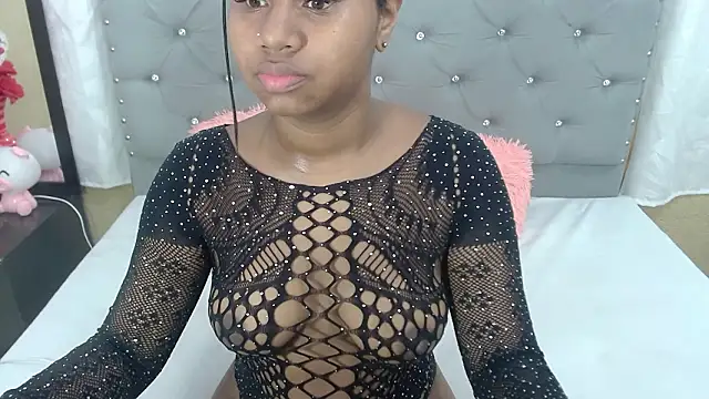 valentinavega18x online show from 03/19/26, 02:00