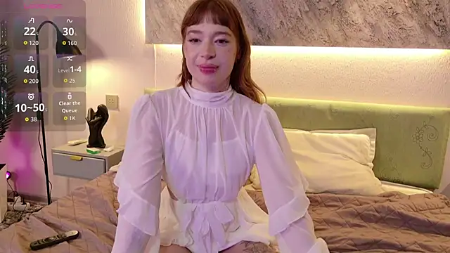 Nicolle moors online show from 04/04/26, 03:51