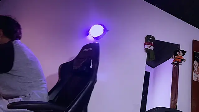 3v1l online show from 12/03/25, 08:08