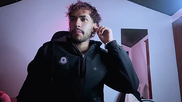 3v1l online show from 11/11/25, 04:18