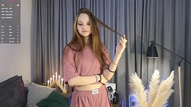 KarlaMagnett online show from 12/04/25, 03:11