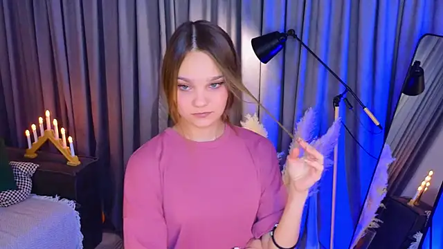 KarlaMagnett online show from 11/26/25, 03:23