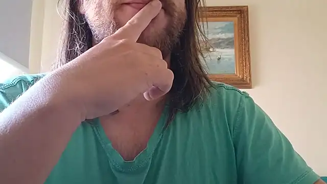 Snapshot of jarryfun33 chatting on 10/31/25, 12:57 jarryfun33 online show from 10/31/25, 12:57