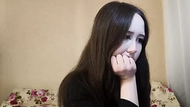 Snapshot of Monibronce chatting on 11/05/25, 03:37 Monibronce online show from 11/05/25, 03:37