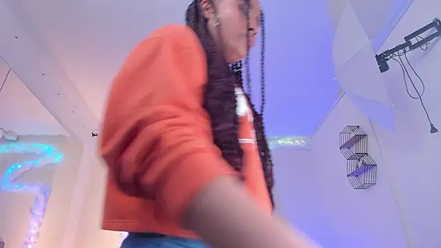 Lucerop  online show from 03/06/26, 03:23