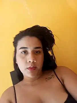 Snapshot of samira_aspen chatting on 11/07/25, 06:56 samira aspen online show from 11/07/25, 06:56