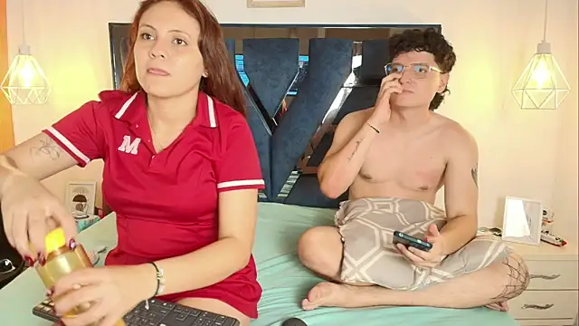 Zoe And Dylan  online show from 03/29/26, 05:47