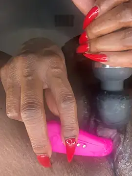 MadameMuse online show from 03/05/26, 02:08