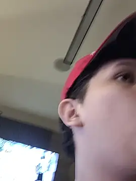 Snapshot of DamianVice chatting on 11/02/25, 04:17 DamianVice online show from 11/02/25, 04:17