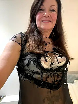 HotLdyllic online show from 11/29/25, 06:08