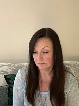 HotLdyllic online show from 03/05/26, 05:09