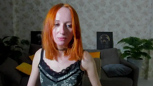 Nataly pretty  online show from 11/28/25, 08:36