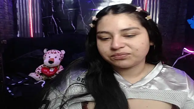 Snapshot of lehia_285 chatting on 04/13/26, 01:26 lehia 285 online show from 04/13/26, 01:26
