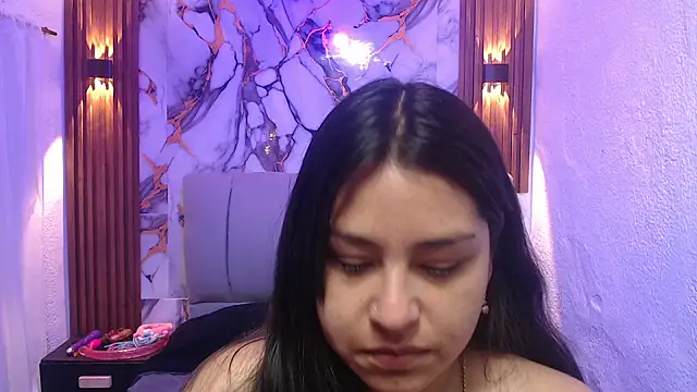 Snapshot of lehia_285 chatting on 11/04/25, 01:15 lehia 285 online show from 11/04/25, 01:15