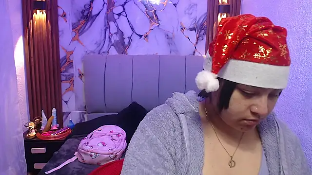 Snapshot of lehia_285 chatting on 12/05/25, 01:21 lehia 285 online show from 12/05/25, 01:21