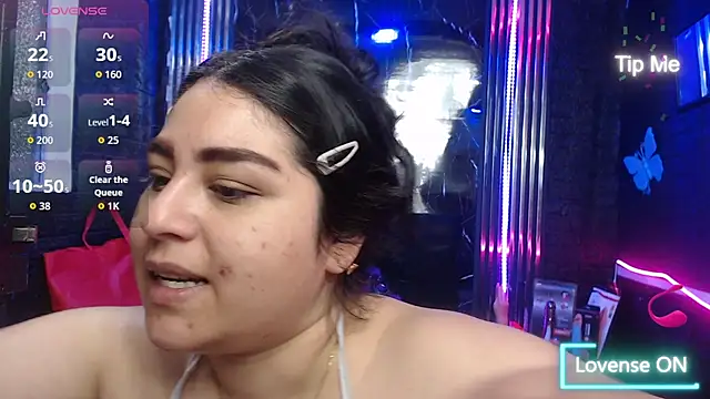 Snapshot of lehia_285 chatting on 07/18/26, 01:52 lehia 285 online show from 07/18/26, 01:52