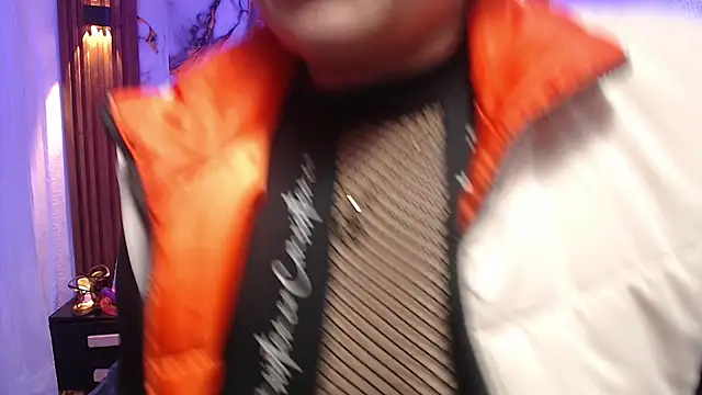 Snapshot of lehia_285 chatting on 11/29/25, 01:22 lehia 285 online show from 11/29/25, 01:22