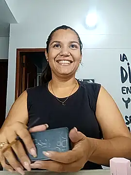 Samaraa Lee online show from 11/25/25, 11:54