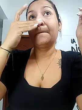 Samaraa Lee online show from 12/01/25, 11:44