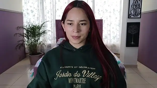 alaia skater online show from 11/29/25, 05:02