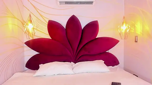 Charlote masson online show from 03/24/26, 07:25