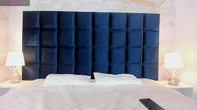 Charlote masson online show from 03/30/26, 07:59