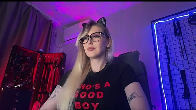 Snapshot of Liya_Liss chatting on 07/20/26, 01:35 Liya Liss online show from 07/20/26, 01:35